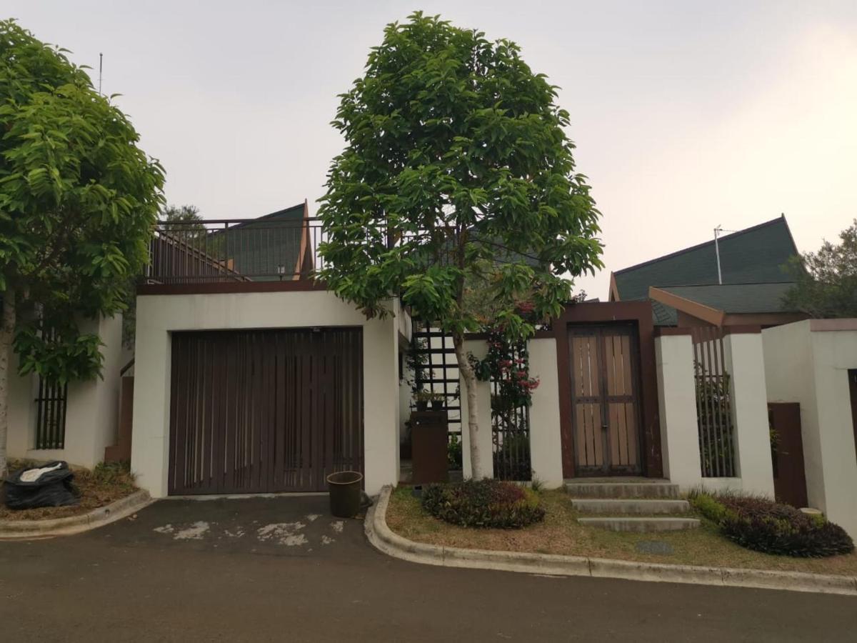 Vimala Hills Resort Cozy Villa Puncak Gadog Bogor Exterior photo